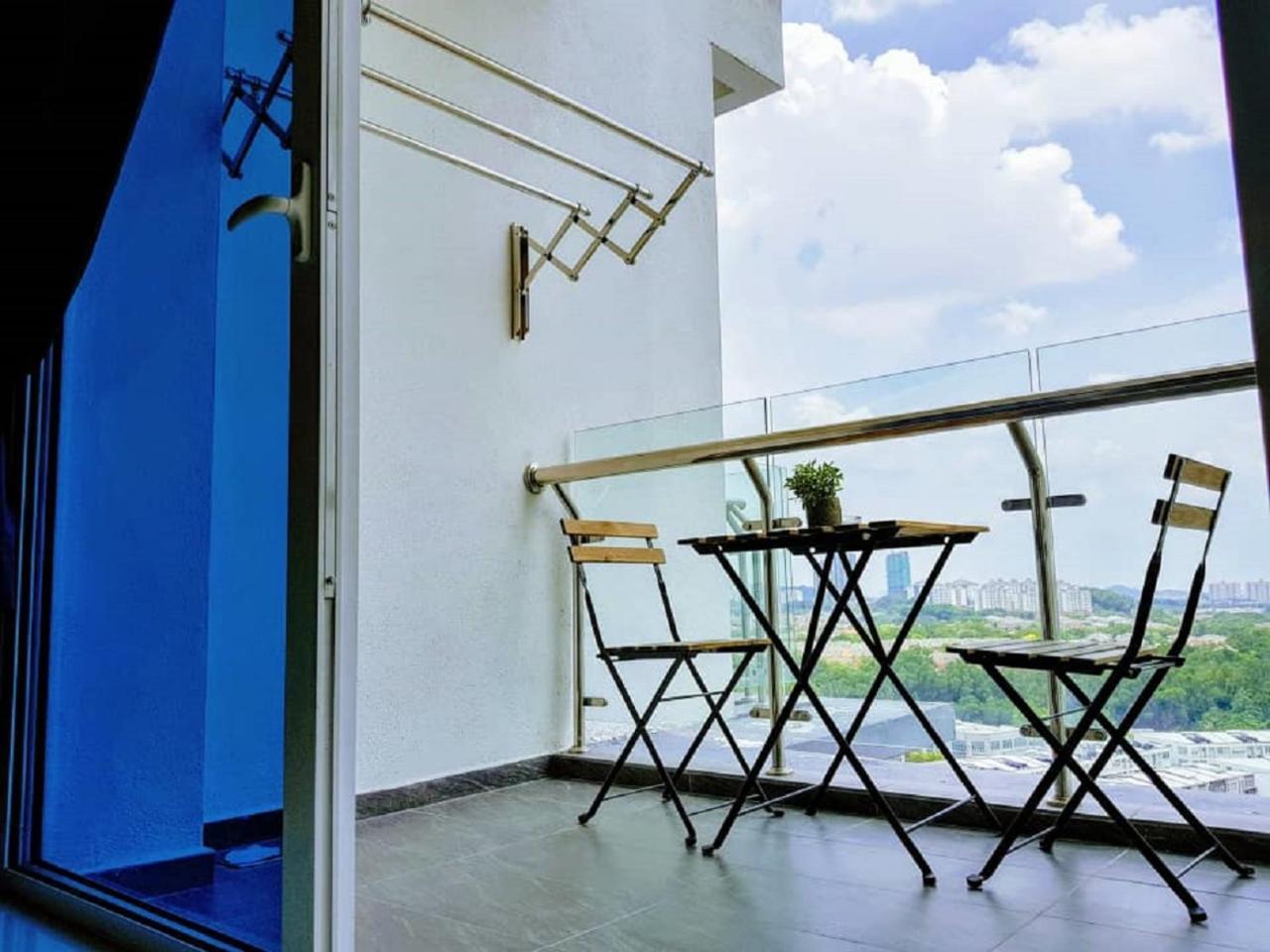 Puchong Skypod 10 Pax Ioi Mall Cozy Apartment Exterior photo